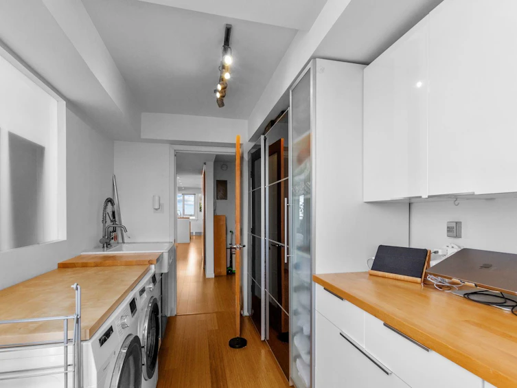 1850 Comox Street, Vancouver, BC, V6G 1R3 - 21