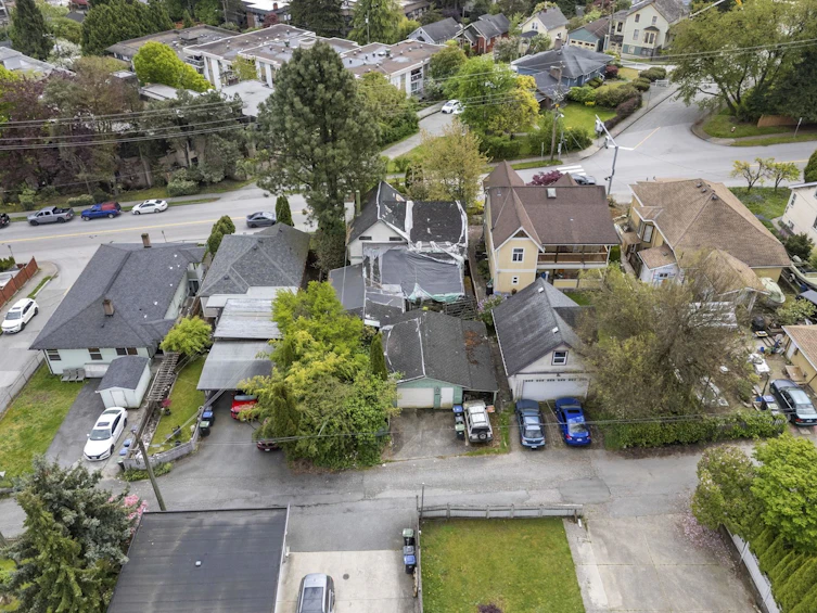 451 E Eighth Avenue, New Westminster, BC, V3L 4K9 - 11