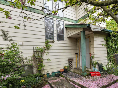 451 E Eighth Avenue - 3