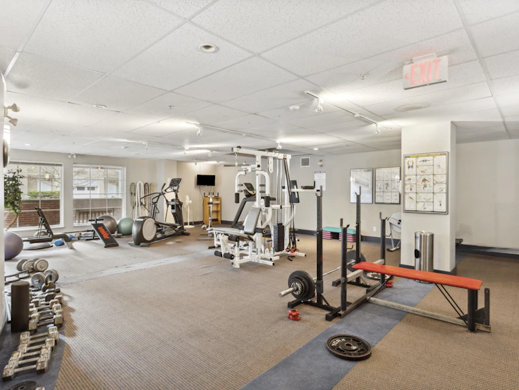 300-137 E 1st Street, North Vancouver, BC, V7L 1B2 - 36