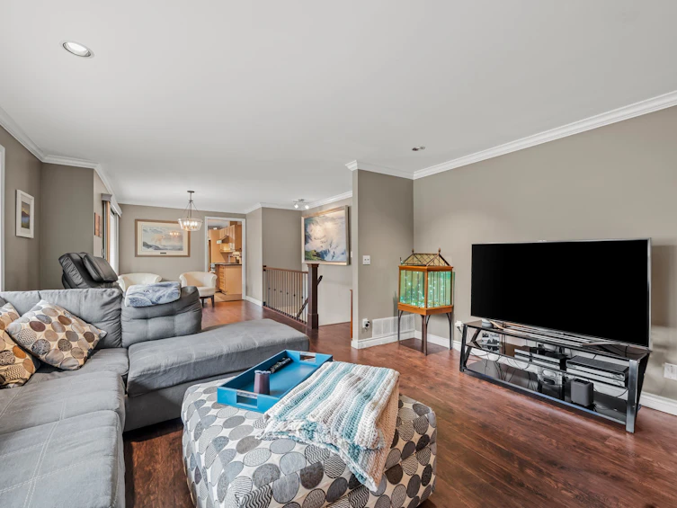 20900 45a Avenue, Langley, BC, V3A 3G5 - 2