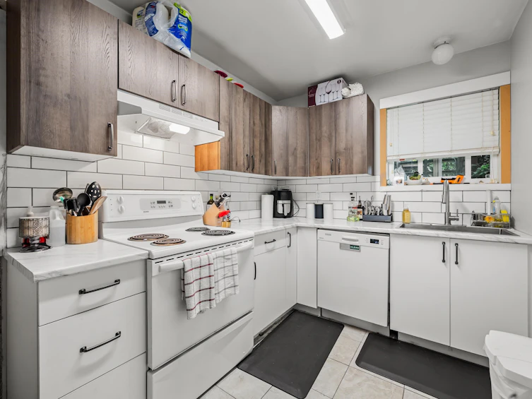 20900 45a Avenue, Langley, BC, V3A 3G5 - 18