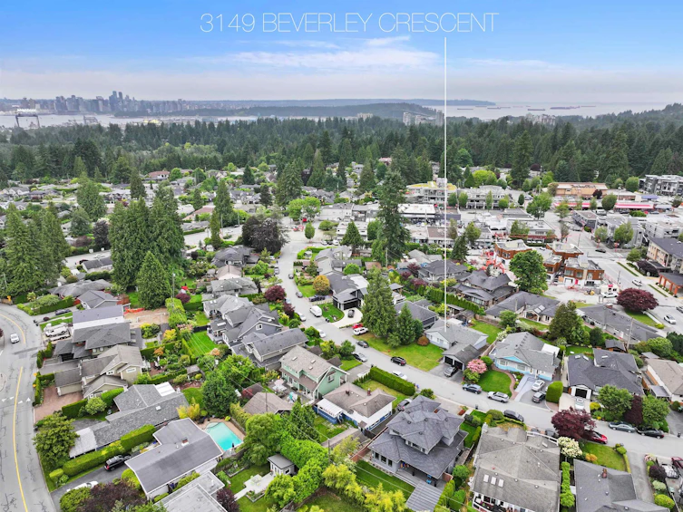 3149 Beverley Crescent, North Vancouver, BC, V7R 2W4 - 4
