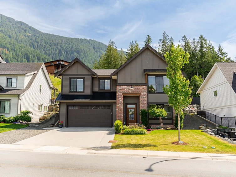 50202 Kensington Drive, Chilliwack, BC, V4Z 1J5 - 2