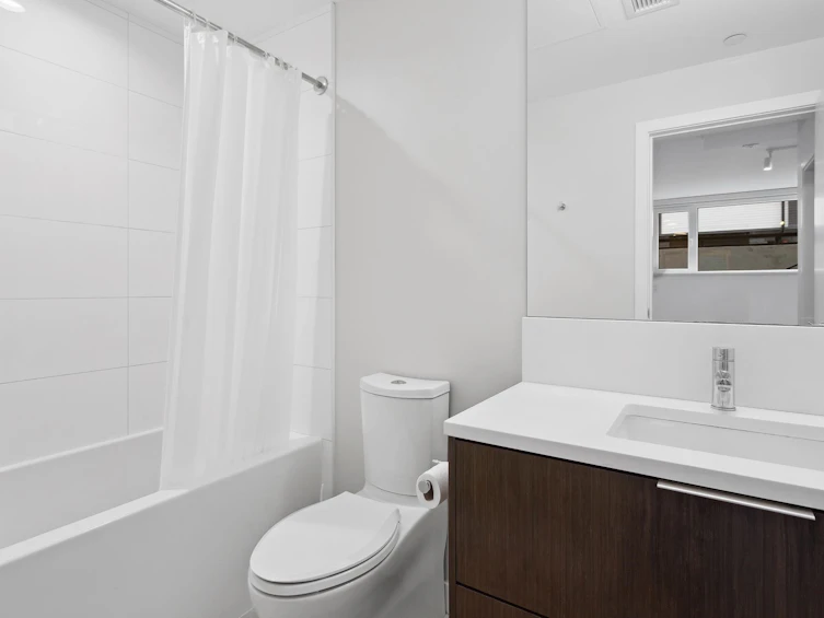 121-649 E 3rd Street, North Vancouver, BC, V7L 1G6 - 34