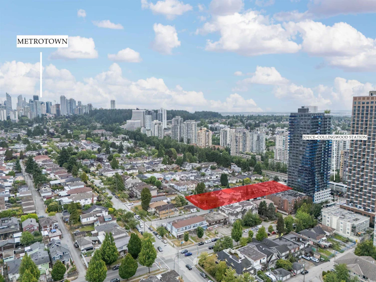 5028 Payne Street, Vancouver, BC, V5R 4J6 - 4