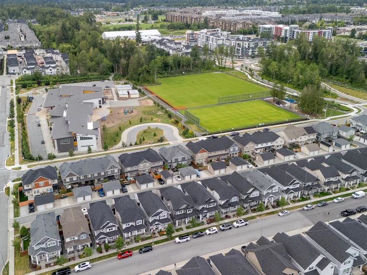 20487 77b Avenue, Langley, BC, V2Y 4K3 - 38
