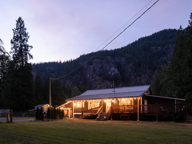 14848 Squamish Valley Road, Squamish, BC, V0N 1H0 - 10