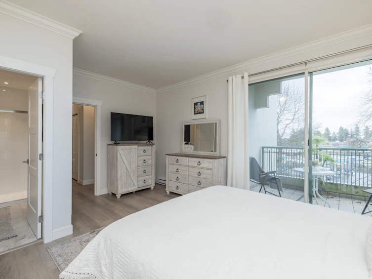411-1785 Martin Drive, Surrey, BC, V4A 9T5 - 15