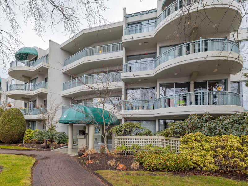 411 - 1785 Martin Drive, Surrey BC V4A 9T5