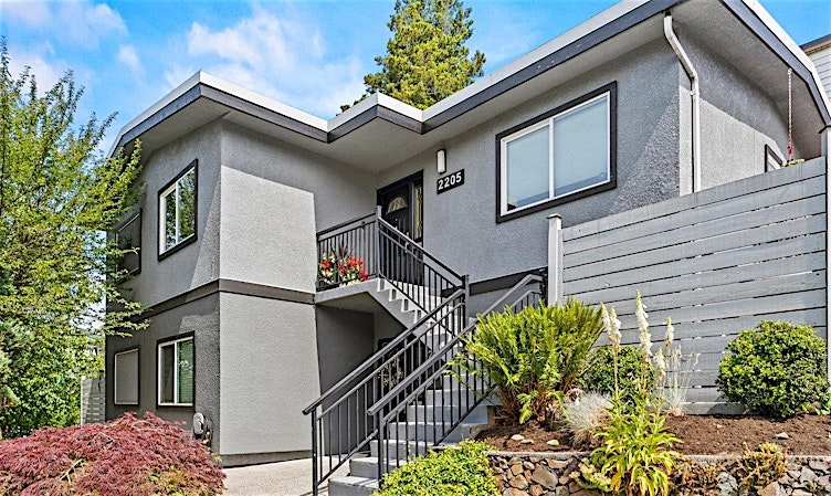 2205 Mcgill Street, Vancouver, BC, V5L 1C3