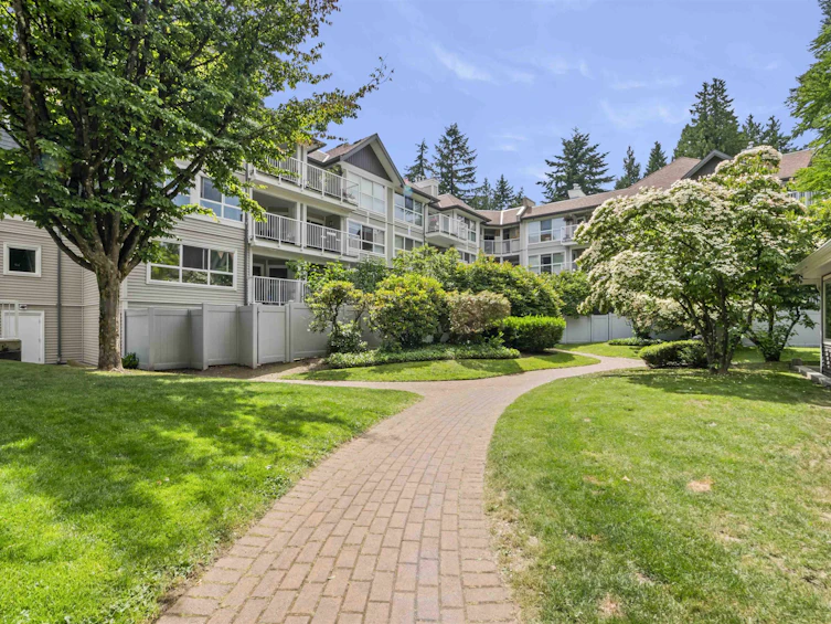109-9650 148th Street, Surrey, BC, V3R 0W2