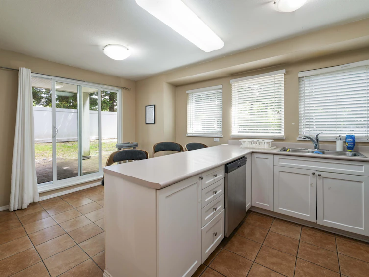 109-9650 148th Street, Surrey, BC, V3R 0W2 - 11