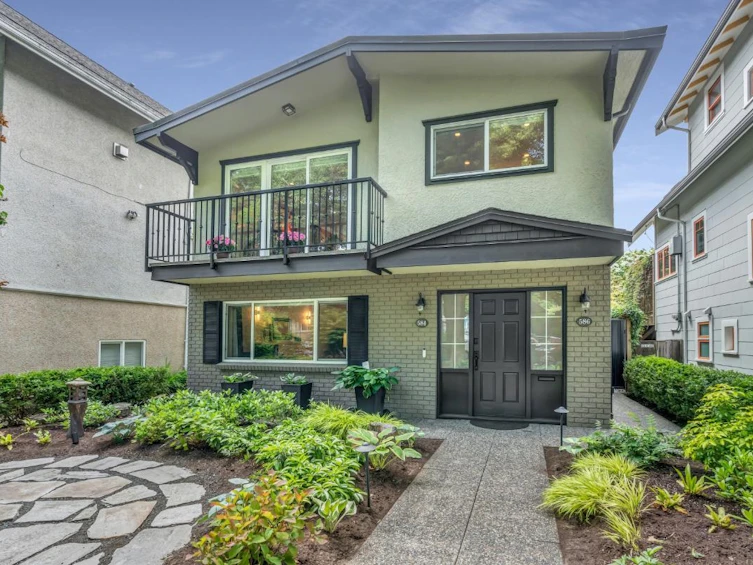 584 W 18th Avenue, Vancouver, BC, V5Z 1V6 - 2