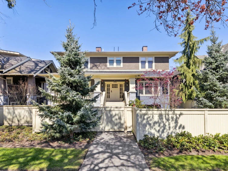 201-1775 W 16th Avenue, Vancouver, BC, V6J 2L9 - 2