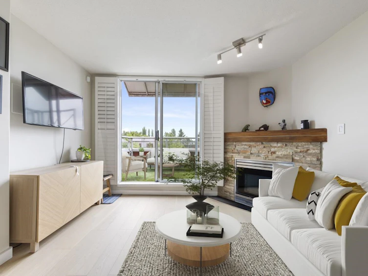 417-2255 W 4th Avenue, Vancouver, BC, V6K 1N9 - 2