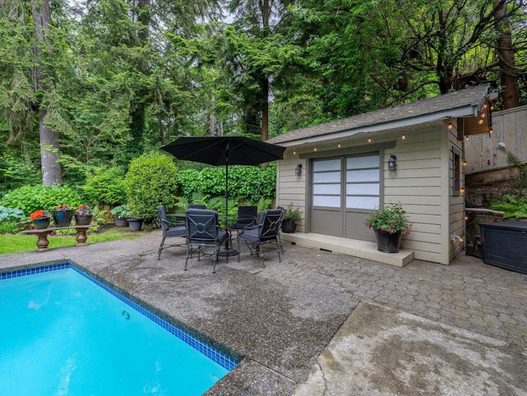 5436 Blueberry Lane, North Vancouver, BC, V7R 4N1 - 33