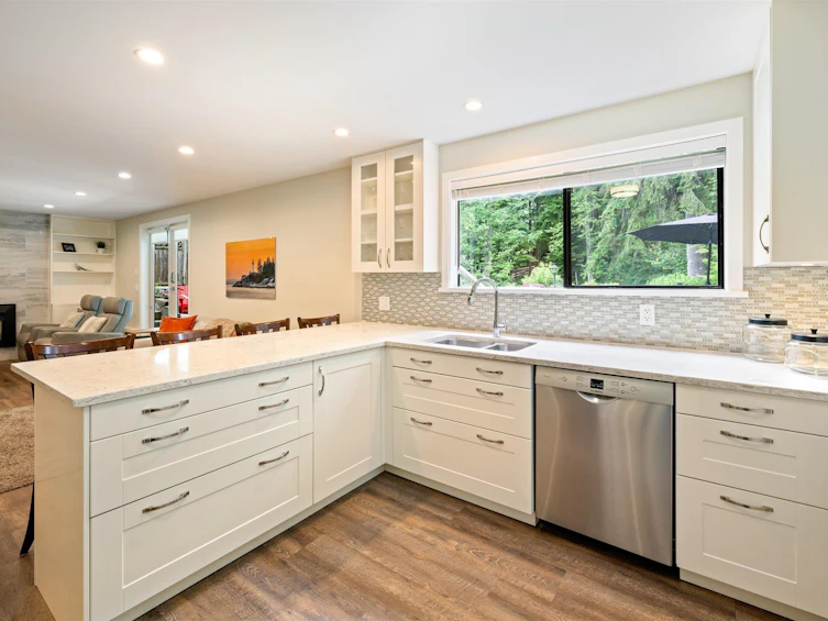 5436 Blueberry Lane, North Vancouver, BC, V7R 4N1 - 27