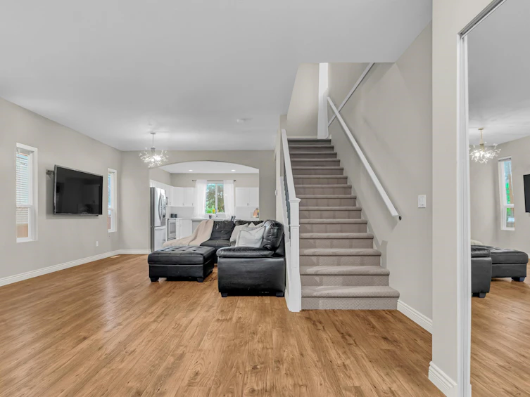 24372 103 Avenue, Maple Ridge, BC, V2W 2E7 - 4