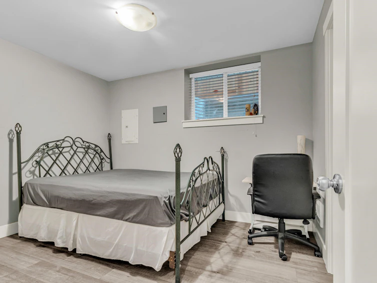 24372 103 Avenue, Maple Ridge, BC, V2W 2E7 - 25