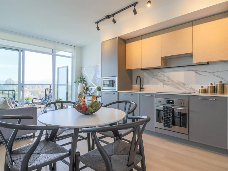 2107-13725 George Junction Boulevard, Surrey, BC, V3T 0R1 - 2