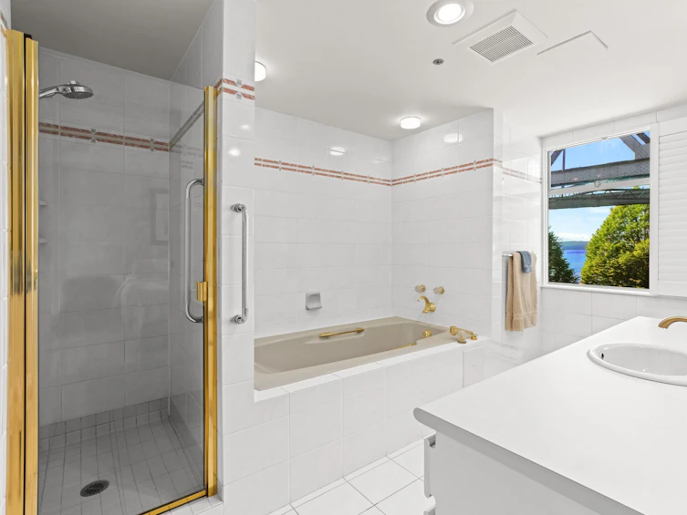 302-1012 Beach Avenue, Vancouver, BC, V6E 1T7 - 25