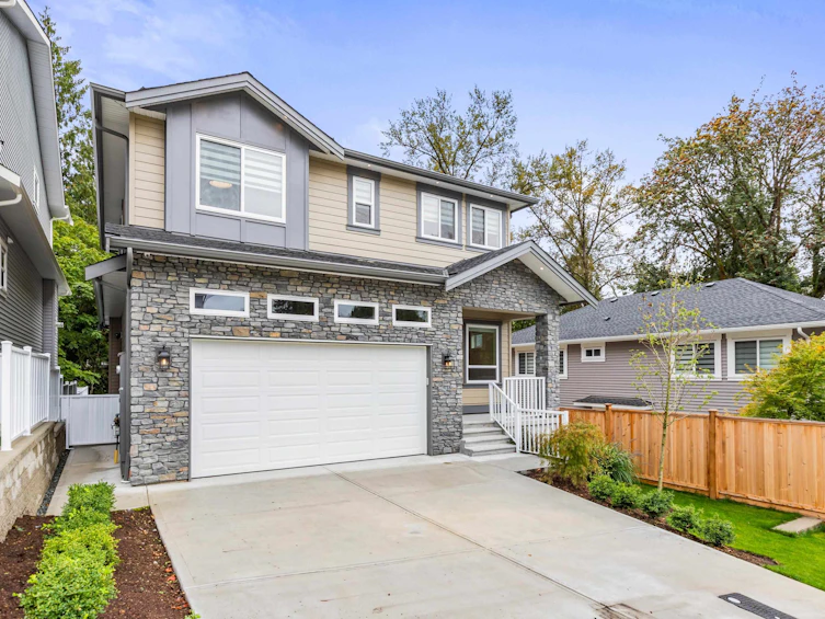 23184 136 Avenue, Maple Ridge, BC, V4R 2R5 - 2