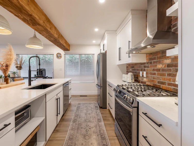 15170 Beachview Avenue, Surrey, BC, V4B 1P6 - 5