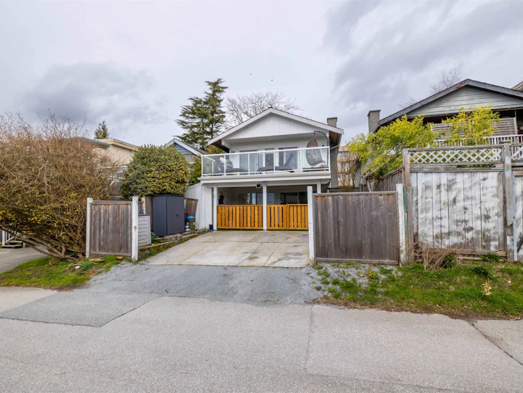 15170 Beachview Avenue, Surrey, BC, V4B 1P6 - 34