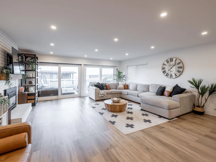 15170 Beachview Avenue, Surrey, BC, V4B 1P6 - 10