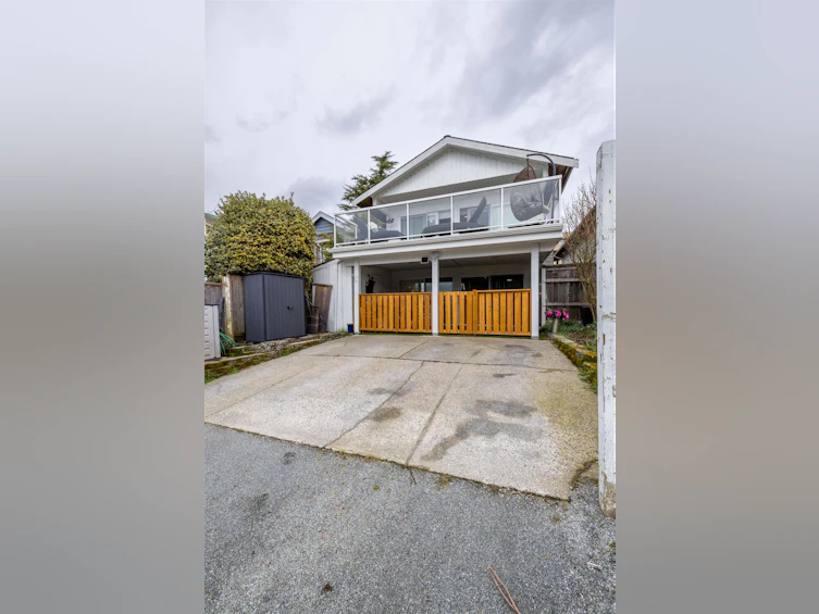 15170 Beachview Avenue, Surrey, BC, V4B 1P6 - 36