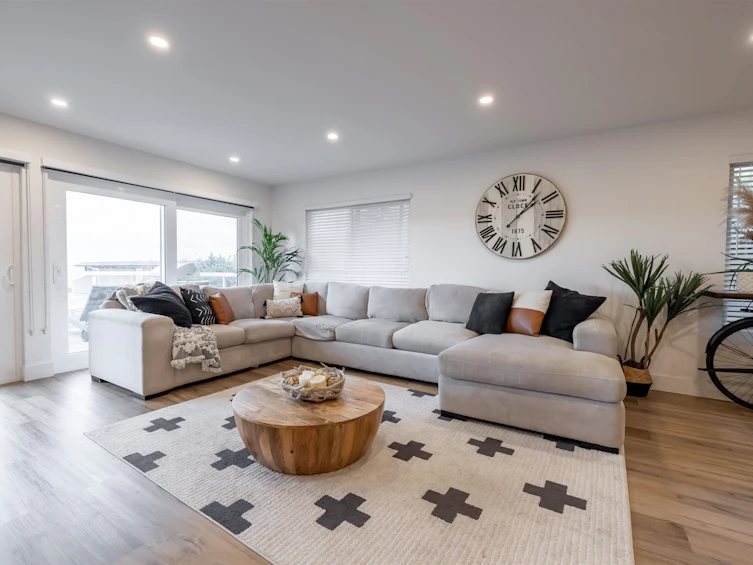 15170 Beachview Avenue, Surrey, BC, V4B 1P6 - 9