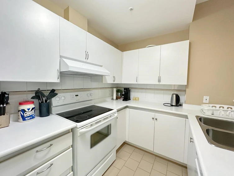 1213-989 Nelson Street, Vancouver, BC, V6Z 2S1 - 3