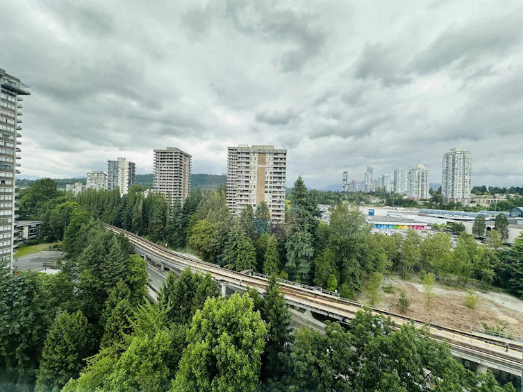 1403-9521 Cardston Crescent, Burnaby, BC, V3N 4R8 - 3