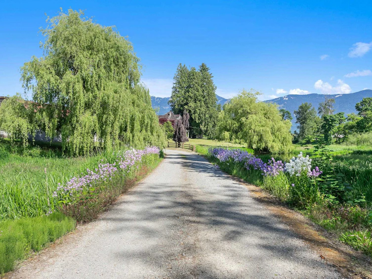 49585 Camp River Road, Chilliwack, BC, V2P 6H4 - 2