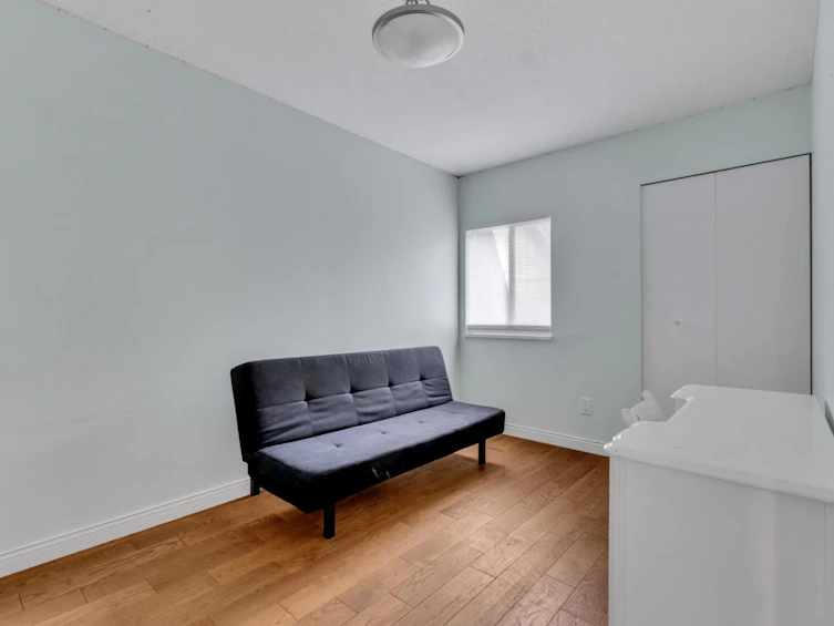 5853 Grousewoods Crescent, North Vancouver, BC, V7R 4V3 - 16