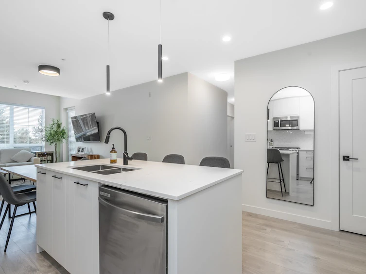 A412-20018 83a Avenue, Langley, BC, V2Y 3P2 - 3