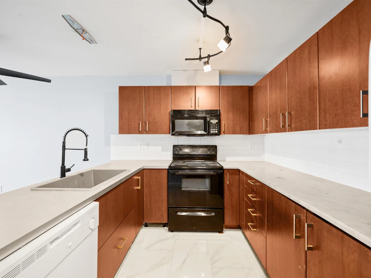 414-45555 Yale Road, Chilliwack, BC, V2P 0A9 - 8