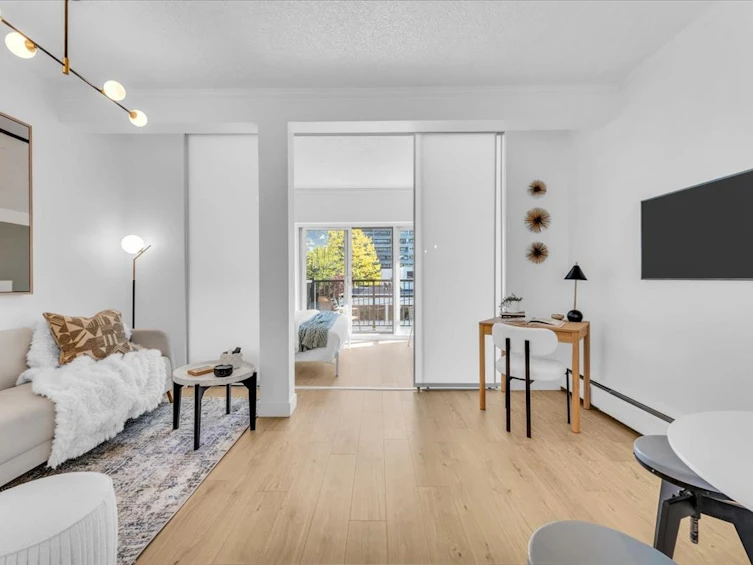 412-1655 Nelson Street, Vancouver, BC, V6G 1M4
