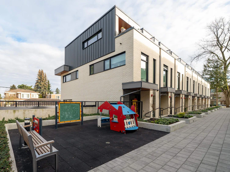 14-6778 Oak Street, Vancouver, BC, V6P 0L2 - 29