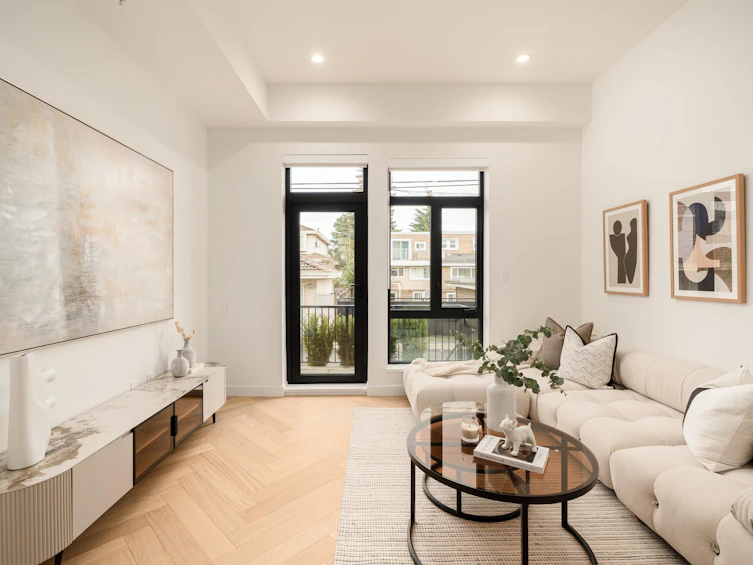 14-6778 Oak Street, Vancouver, BC, V6P 0L2 - 3