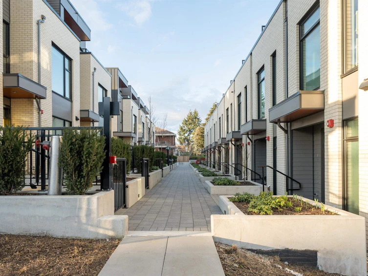 14-6778 Oak Street, Vancouver, BC, V6P 0L2 - 28