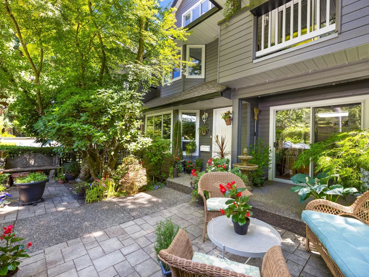 TH D-1133 E 29th Street, North Vancouver, BC, V7K 1C3