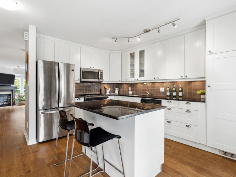 112-225 E 6th Street, North Vancouver, BC, V7L 1P4 - 10