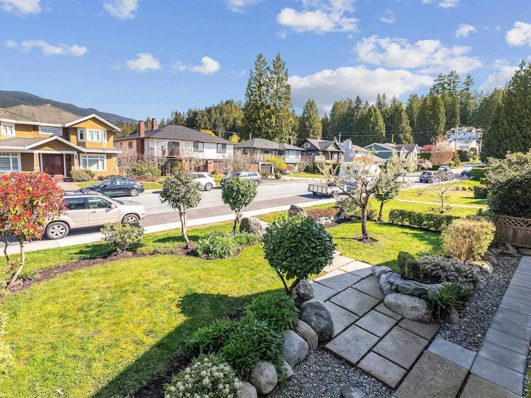 329 E 19th Street, North Vancouver, BC, V7L 2Z4 - 24