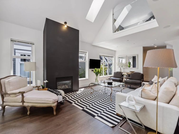 3761 Edgemont Boulevard, North Vancouver, BC, V7R 2P6 - 8