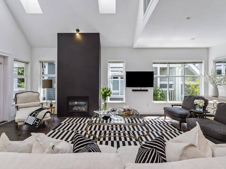 3761 Edgemont Boulevard, North Vancouver, BC, V7R 2P6 - 4