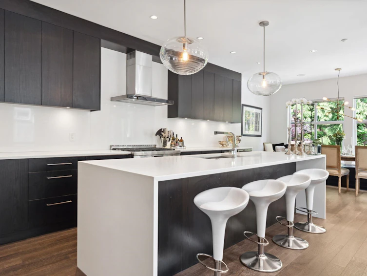 3761 Edgemont Boulevard, North Vancouver, BC, V7R 2P6 - 6