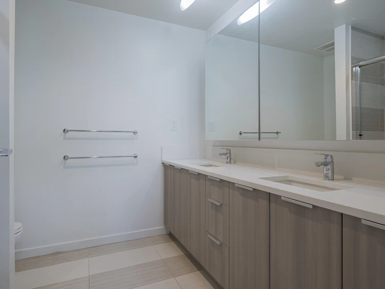 315-13308 Central Avenue, Surrey, BC, V3T 0M4 - 15