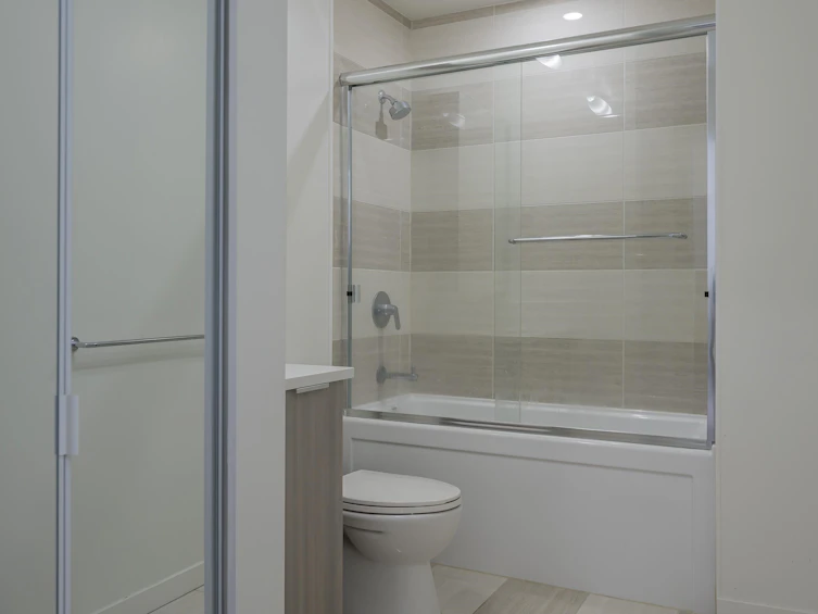 315-13308 Central Avenue, Surrey, BC, V3T 0M4 - 18